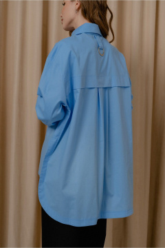 Голубая рубашка из хлопка с рельефом и разрезами JRSy 2528 голубой - фото 4