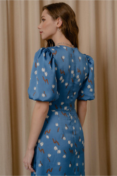Платье приталенное с рукавом буф и застежкой в спинке JRSy 2534 голубой_в_тюльпаны - фото 5
