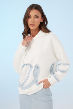 Демисезонный джемпер с капюшоном и вышивкой LOVE Butеr 3044 молочный - фото 2