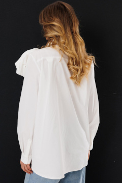 Белая рубашка из хлопка с кокетками и складками Ларс Стиль 1059 - фото 2