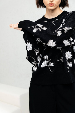 Джемпер приталенный с жаккардовым цветочным узором Romgil РВ0141-ХМ5 черный - фото 3