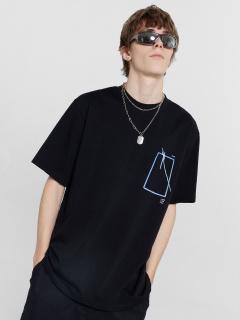 Футболка Mark Formelle 111846/24-3856П-0 черный_печать_2_сл_на_пол_3_сл_на_спинке - фото 1