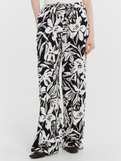 Брюки Mark Formelle 182511/24-27969П-9 белые_цветы_на_черном - фото 4