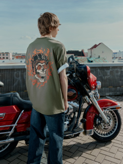 Футболка Mark Formelle 111934/24-4493П-0 пихта_печать_1_сл_на_пол_2_сл_на_спинке_Д - фото 1