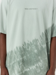 Футболка Mark Formelle 111846/24-ОБР4824П-0 св.молочный_печать1_002_Tye_Dye_1сл_печ_на_пол - фото 4