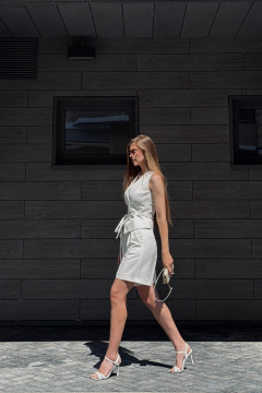 Жилет DNM 039 молочный - фото 5