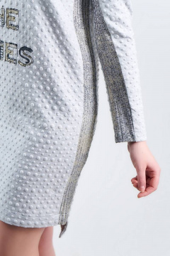 Платье свободное с длинным рукавом и глиттером La rouge 51380 серый - фото 5