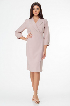 Элегантное демисезонное платье с рельефами и двубортной застежкой Anelli 990 пудра - фото 3
