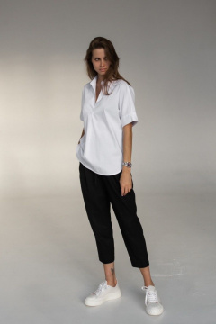 Демисезонная белая блуза в стиле на каждый день Motif 1553 - фото 1