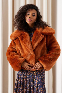 Полупальто женское из искусственного меха C of PAPAYA NEW 1743 рыжий C. of PAPAYA NEW 1743 рыжий - фото 1