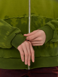 Толстовка Mark Formelle 172138/25-ОБР35820П-7 грязно_оливковый_печать_002_Tye_Dye_1сл_печ_на_п - фото 2