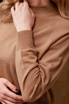 Демисезонный бежевый свитер прямого силуэта реглан Полесье С3316-15 5С1754-Д43 170,176 верблюжий - фото 5