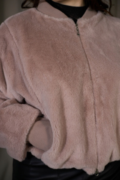 Бомбер ALIN 7003 лилово-бежевый - фото 2