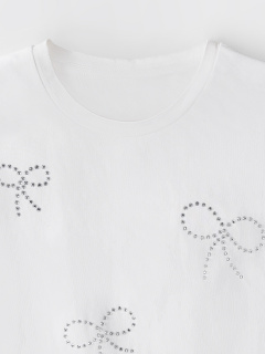 Футболка Mark Formelle 117950/25-41078П-0-3 белый_печать_1сл_аппликация_из_страз_полочка - фото 3