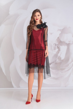 Платье с воланом и рельефами из текстиля и трикотажа Golden Valley 4528 черно-красный - фото 1