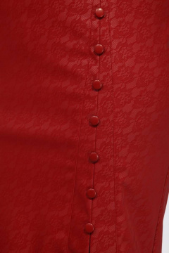 Юбка из экокожи с кружева и тесненным рисунком Klever 382 кожа-красный - фото 4