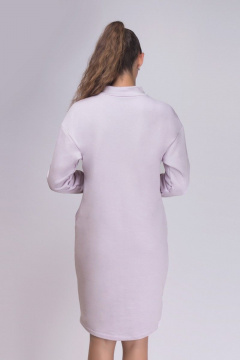 Фиолетовое платье с кокеткой и рукавом со спущенным плечом Verally 436-1 сиреневый - фото 3