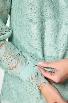 Блуза зеленая кружевная с кокетками и рукавами с манжетами Anelli 933 фисташка - фото 4