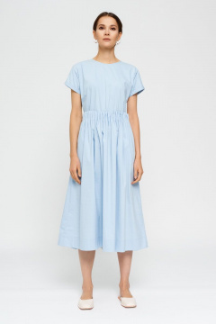 Платье голубое летнее прилегающее из трикотажа с объемными складками BURVIN 7934-81 - фото 1