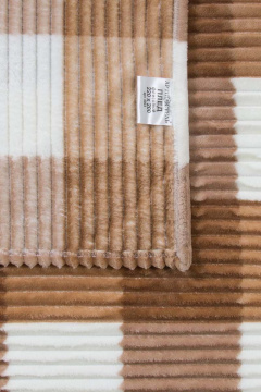 Коричневый флисовый плед 150х200 для дома АРТПОСТЕЛЬ 4001 карамель - фото 2