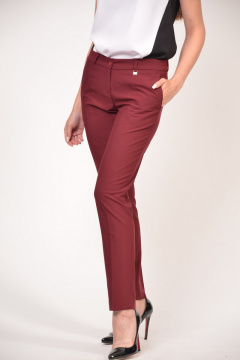 Женские классические зауженные брюки с ремешком и карманами Domna 12062 бордовый - фото 1