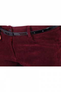 Костюм из текстиля с укороченным пиджаком и зауженными брюками Domna 16003 бордовый - фото 5