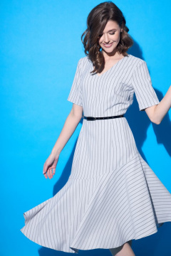 Летнее платье с нагрудными вытачками и ремнем Ларс Стиль 687 - фото 3