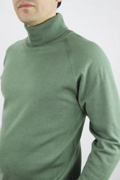 Демисезонный зеленый мужской свитер с воротником-ложкой Полесье С3070-17 7С1581-Д43 170,176 зеленый_залив - фото 4