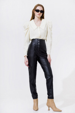 Брюки зауженные из экокожи с карманами и высоким поясом Орхидея 1127 черный - фото 1