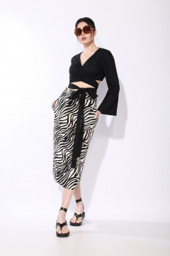 Белая укороченная блуза-кематон с поясом SILVERSPICE S-6204 - фото 4