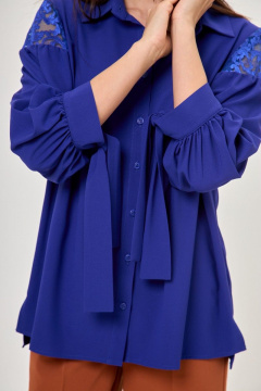 Синяя блуза с кружевами и воротником из хлопка Anelli 997 василек - фото 4