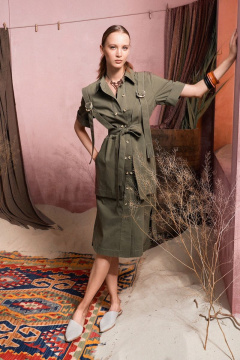 Платье из хлопка с вытачками и коротким рукавом Alena Goretskaya A1374/1 - фото 1