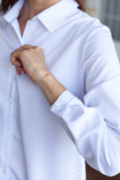 Рубашка белая из вискозы с длинным рукавом для делового гардероба Femme & Devur 7117 8.1F(170) - фото 3