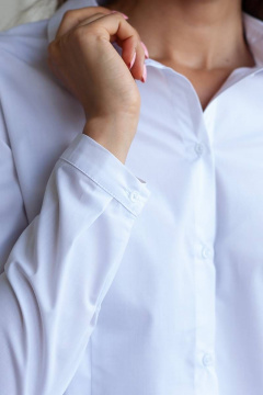 Рубашка белая из текстиля для делового и повседневного стиля Femme & Devur 70160 12.1F(170) - фото 3