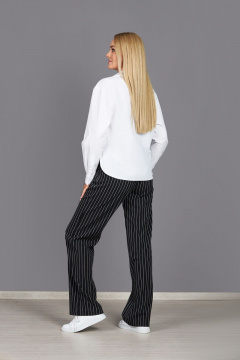 Демисезонный брючный костюм с широкими брюками и легким жакетом Azzara 886 - фото 4