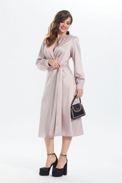 Нарядное приталенное платье с декоративным вырезом MALI 422-084 пудра - фото 2