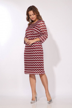 Платье круглогодичное ажурное полуприлегающего силуэта TAiER 819 бордовый/зигзаг - фото 3