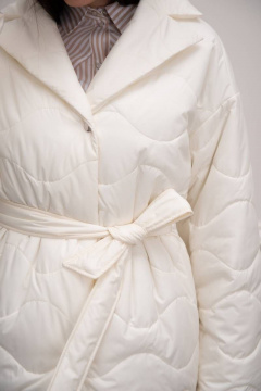 Куртка женская демисезонная свободного силуэта на утеплителе Femme & Devur 70972 1.2F(170) - фото 4