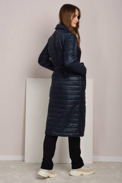 Стеганое пальто свободного силуэта с английским воротником Femme & Devur 70444 1.36F(170) - фото 3