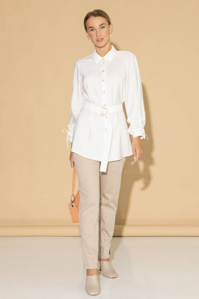 Блуза демисезонная белая из вискозы для делового стиля Femme & Devur 70835 1.2D(170) - фото 2