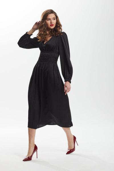 платье приталенное с сборкой и рюшей из искусственного шёлка DAVA 138 черный - фото 9
