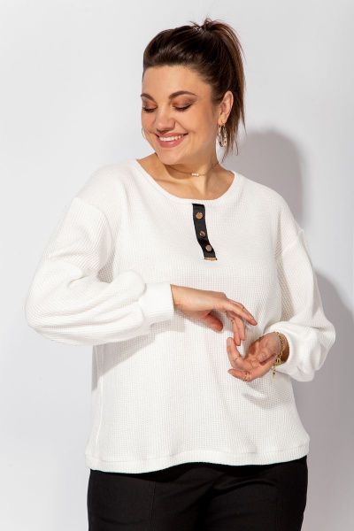 Демисезонная блуза из трикотажа с лентой BegiModa 4055 молочный - фото 1
