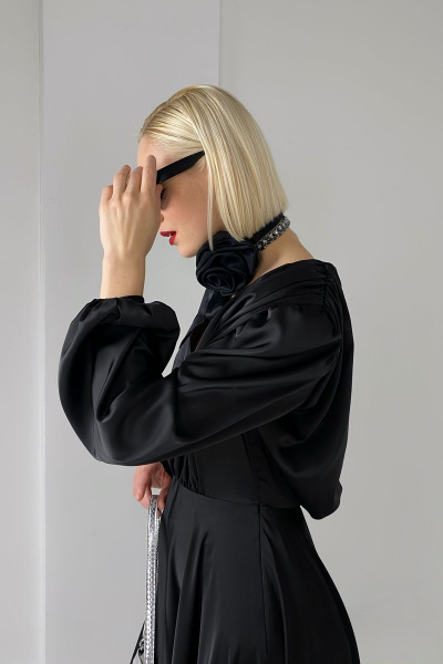 Макси платье с глубоким V-вырезом из атласа и сборками HELEN BIRCH Pl003a - фото 7