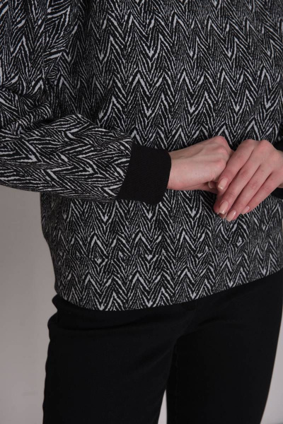 Мультиколор джемпер прямого силуэта с воротником-стойкой Femme & Devur 30677 1.32F(170) - фото 5