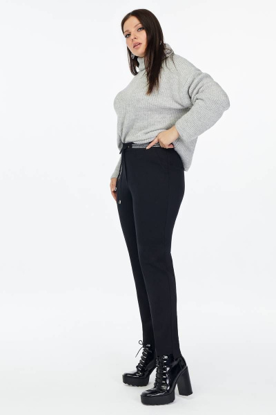 Черные брюки из трикотажа на резинке, демисезон, комфорт Gold Style 2519 - фото 1