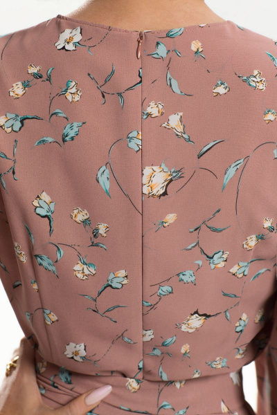 Платье из шифона и текстиля с талиевыми вытачками Golden Valley 4708 розовый - фото 7