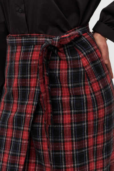 Юбка на запах с асимметричным краем ниже колена Anelli 1310 красная_клетка - фото 4