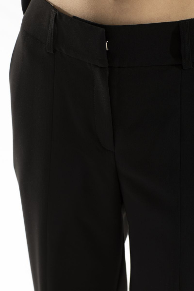Брюки классического кроя с наклонными карманами и разрезами Golden Valley 16555 черный - фото 4
