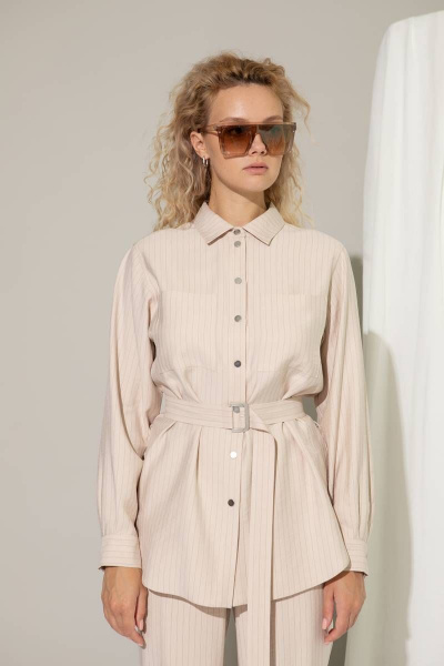 Блуза из вискозы с нежным рисунком и фигурной линией Femme & Devur 70873 1.54F(170) - фото 1