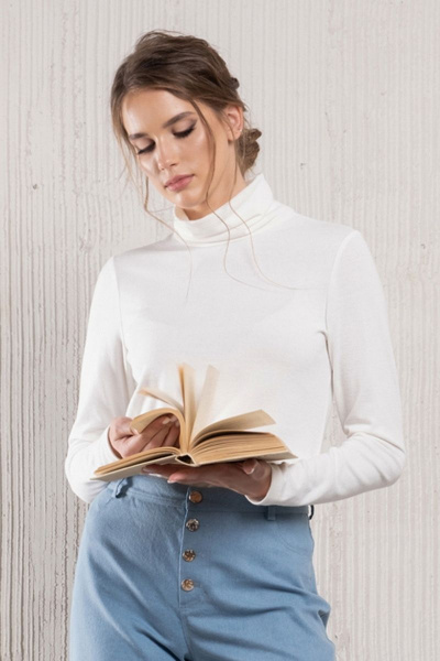 Трикотажная водолазка с воротником хомут Avanti С-117 молочный - фото 1